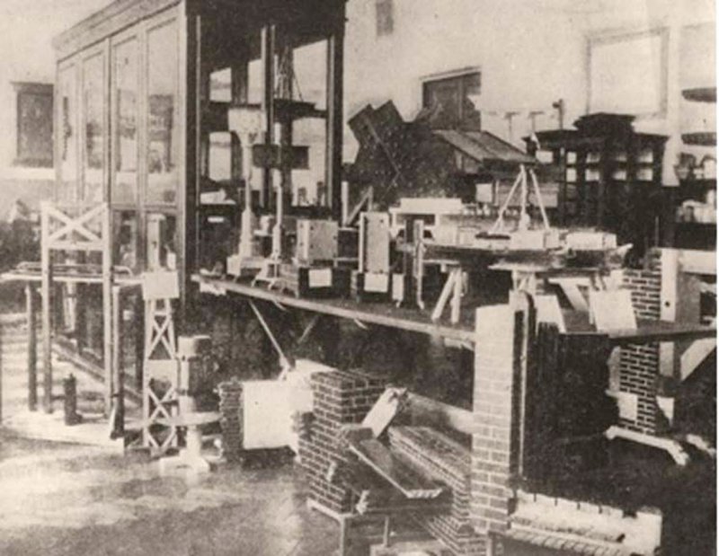 Експонати Інженерного музею КПІ, 1910 рік.