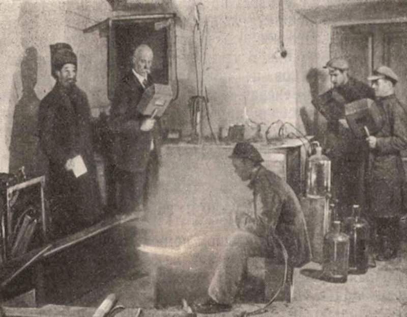 Відпрацювання технології електрозварювання в механічних майстернях КПІ, 1928 р.