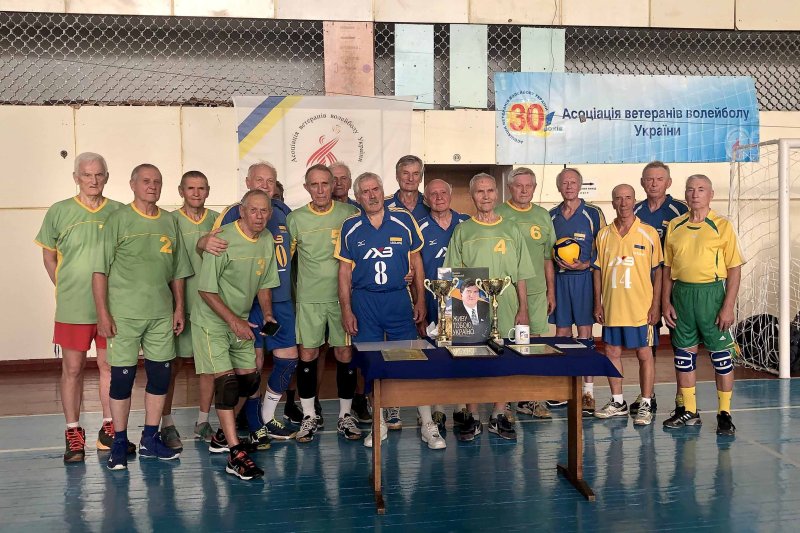 kpi images - Учасники турніру з волейболу серед ветеранських  команд 75+ пам'яті  Михайла Павловського