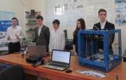 Юні розробники демонструють свій 3D-принтер