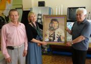 Музею подарували портрет космонавта