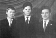 Зліва направо О. Лелеченко, Г. Гончарук,  О. Мелешко. КПІ, 1966 р.